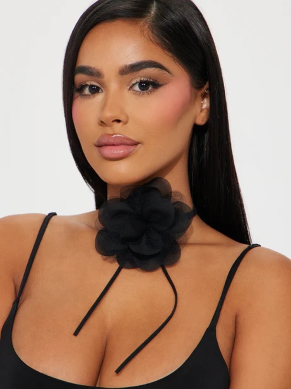 💎NWOT Fashion Nova Black Floral Mesh Choker Necklace